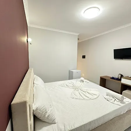 فندق Liel فلورا