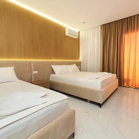 Liel Hotel 3*